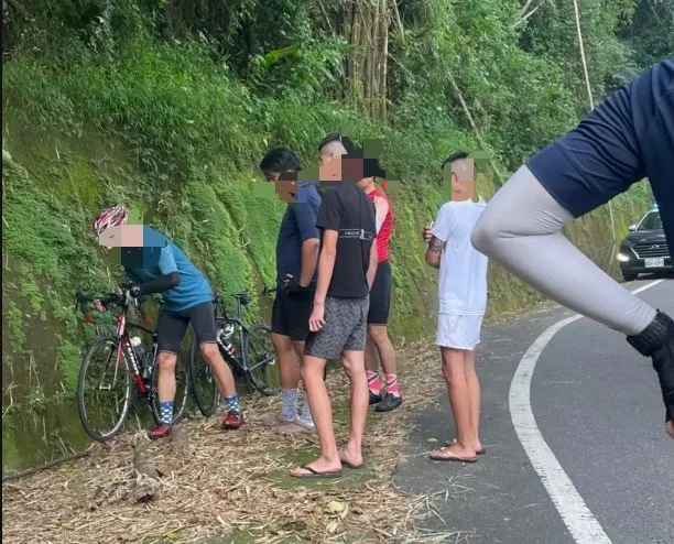 蘇男事發前就與自行車車友發生碰撞，但警方並未移置保管車輛。民眾提供