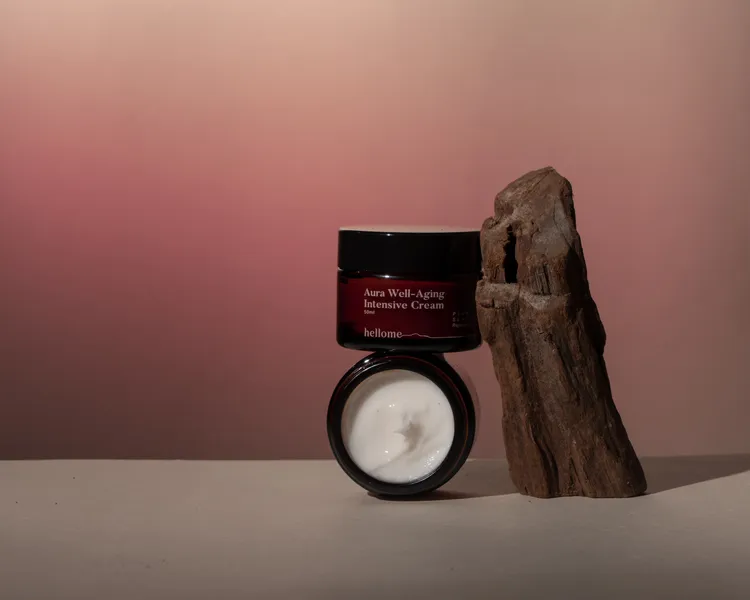 hellome蘊光彈力澎潤乳霜，2080元。品牌提供