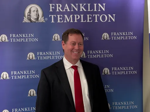 Q4多頭續航！富蘭克林看年底降息2次　建議平衡雙配置抗高檔震盪