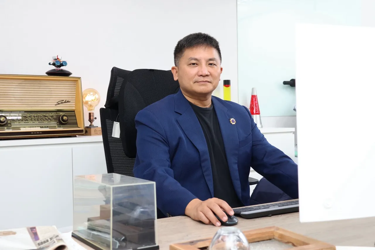 对于2026是否参选宜兰县长,吴宗宪表示,若民意支持、那他当仁不让。庄宗达摄