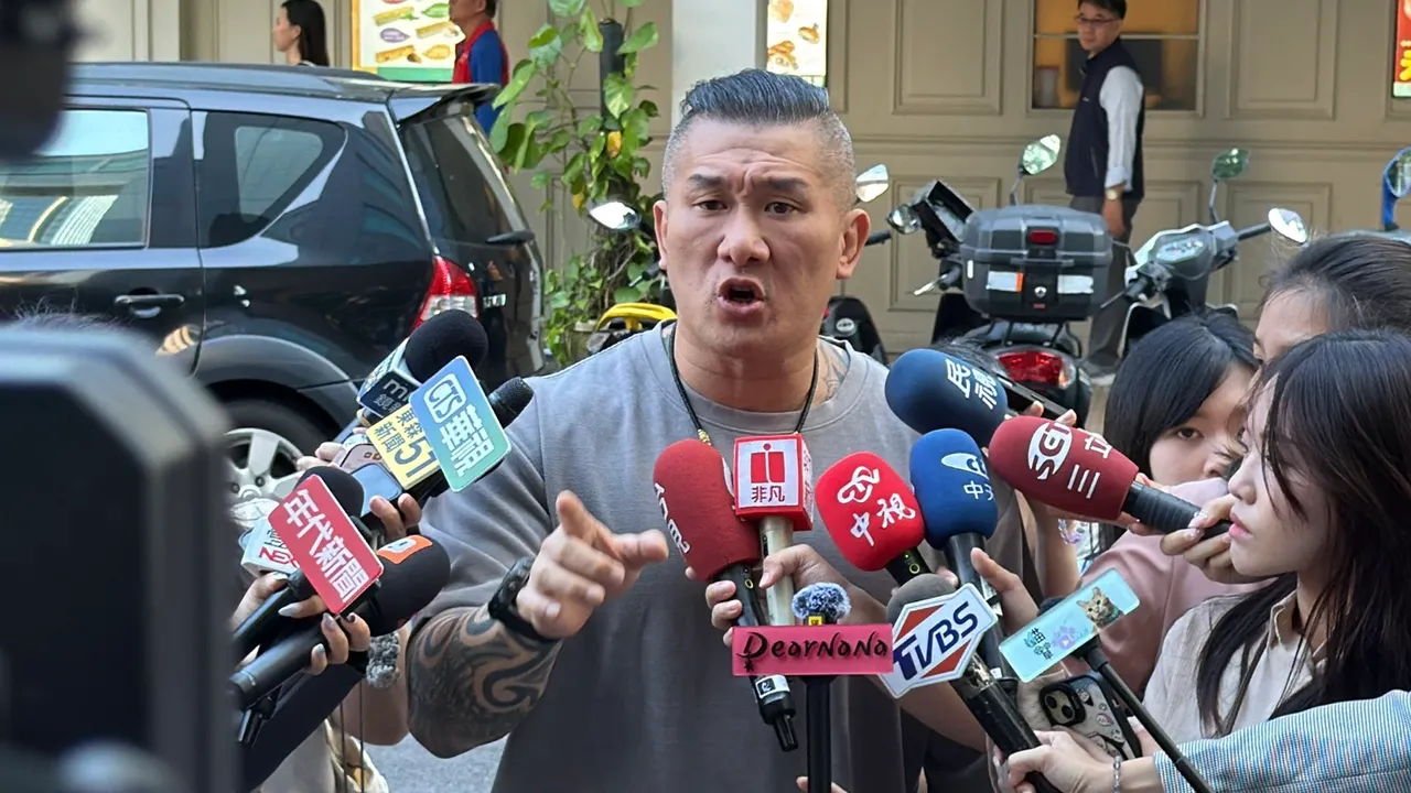 馆长陈之汉认为绿营只要针对反对他的意见,侦办速度都超级快。曾佳俊摄
