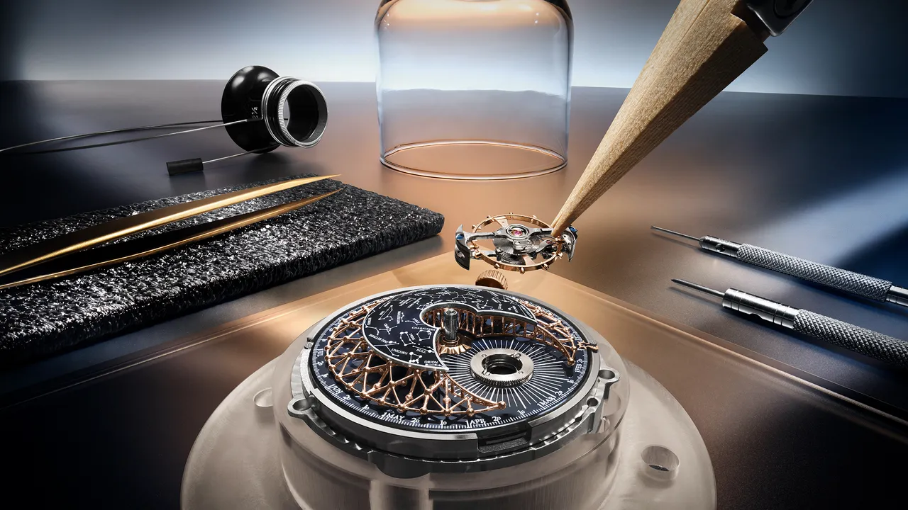 积家Master Hybris Artistica Calibre 945 超凡复杂工艺大师系列945型机芯腕表。品牌提供