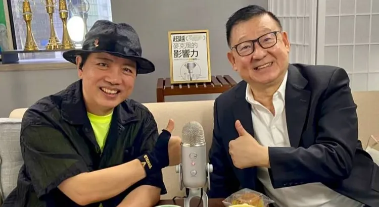 袁光麟（右）生前曾上過陳凱倫節目。翻攝陳凱倫臉書