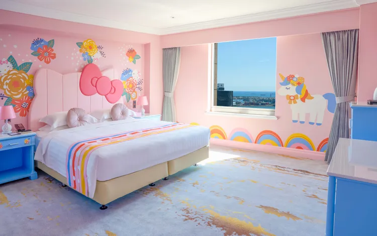 今年線上旅展下殺約38折，每晚只要5688元起的超優惠價，並享有早餐與三溫暖體驗。漢來飯店事業群提供