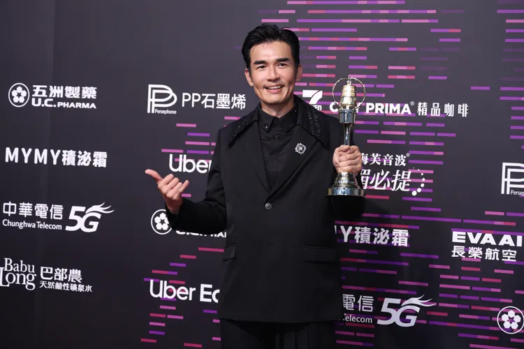 楊一展感謝一路陪伴他的經紀人。攝影中心攝