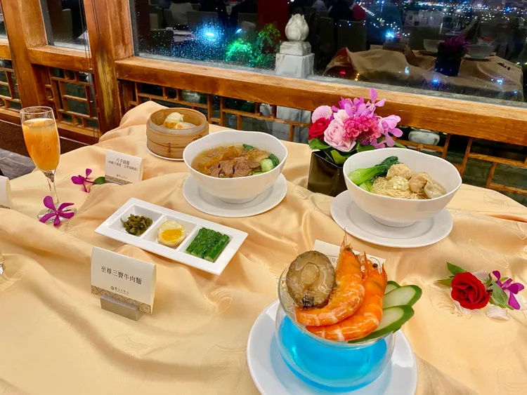 這次圓山大飯店開賣宵夜有3大首創，包含首次推出台式牛肉麵等。莊偉祺攝