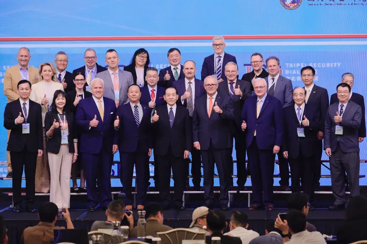 2025「台北安全對話」今日登場，來自台、美、日、英、澳、德的多名政治家及軍事家參與論壇。李俊毅攝