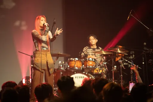 Tizzy Bac巡演「膝蓋」決定歌單 主唱名字剛出道挨酸:怎麼這麼普通