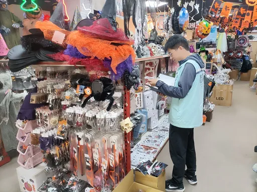 萬聖節商品「有詭」!新北稽查2成標示不合格 南瓜燈提籃、造型汽球下架限改