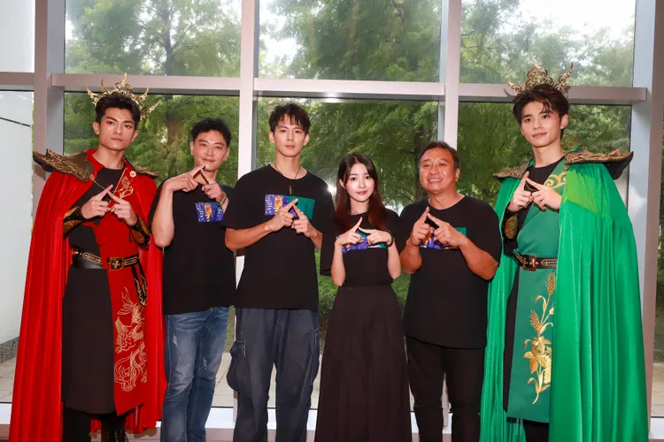 眾星出席《媽祖在人間》啟動記者會。民視提供