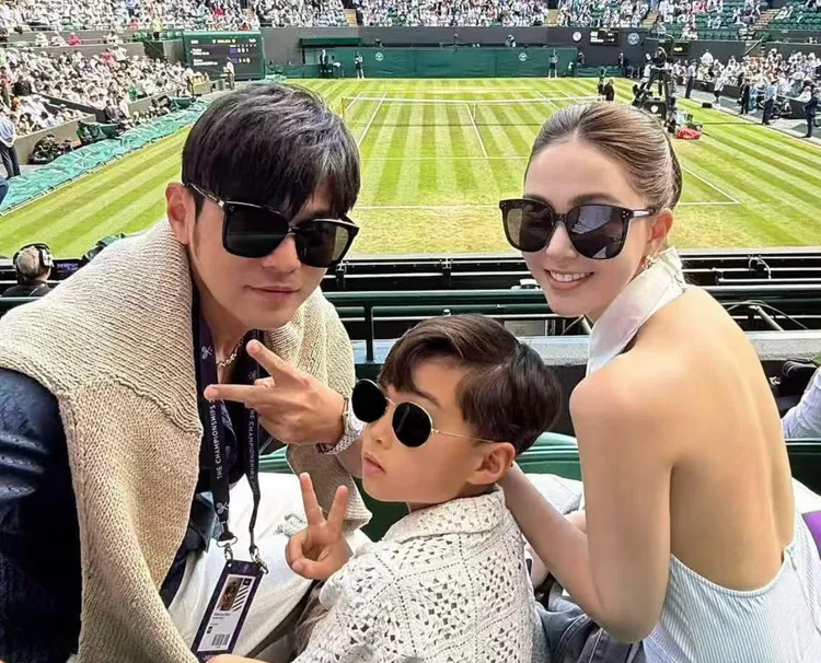 昆凌跟老公感情甜如蜜糖。翻攝昆凌IG