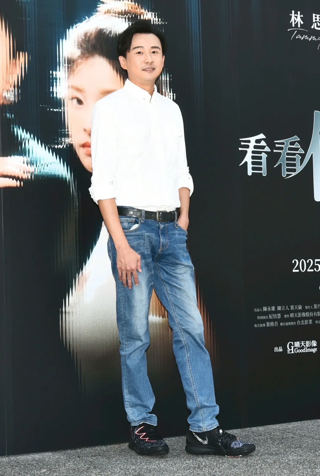 狄志杰戏里绑架林思廷。摄影中心摄