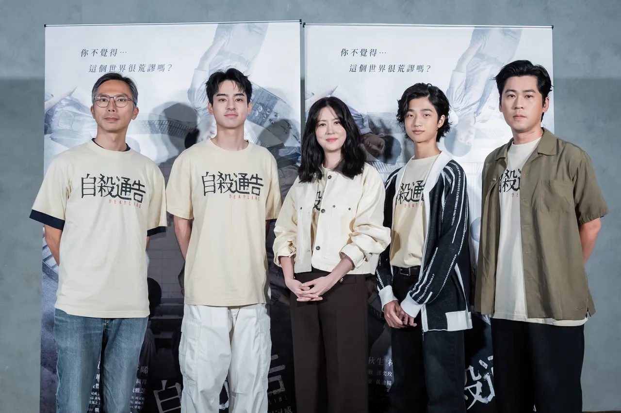 导演周冠威(左起)、演员刘敬、林予晞、白润音、黄迪扬一同受访。本萃电影提供