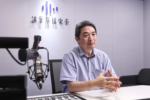 《哆啦A夢》配音師是他 用「粢粑」妙喻台灣:被搥打揉合才更黏