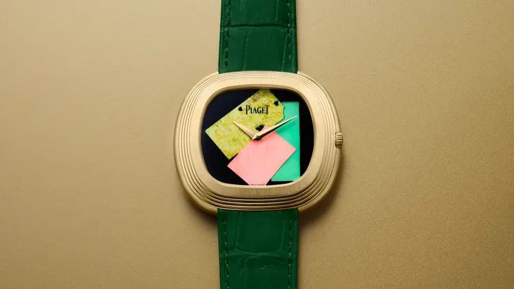 PIAGET Andy Warhol系列Collage 18K黄金彩色宝石面盘自动上链腕表。品牌提供