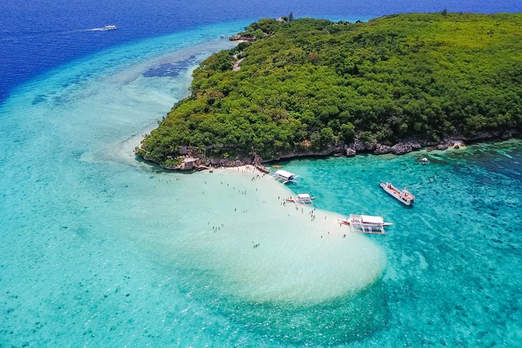 機票下殺55折起！華航東南亞航點超爆省，飛宿霧來回含稅免7千。業者提供