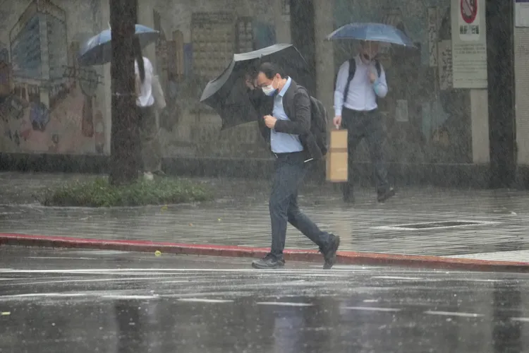 连假期间下雨天气持续。示意图。彭欣伟摄