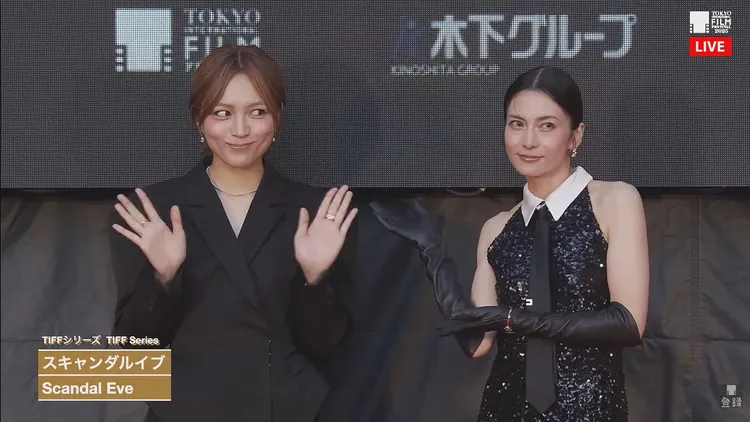 柴崎幸（右）再度現身，與川口春奈宣傳新劇。翻攝東京國際映畫祭YT