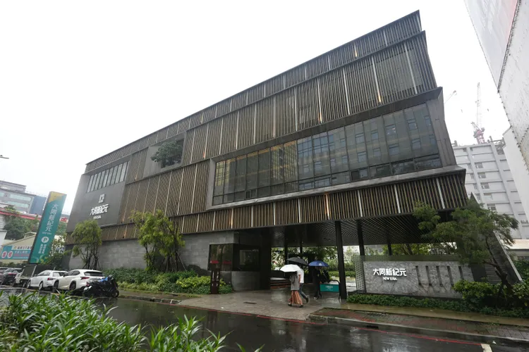 新北捷運萬大線LG07站聯開案「大同新紀元」，今年至9月初成交634戶居全台之冠，每坪單價落在7-9字頭，最高單坪95.1萬元。彭欣偉攝