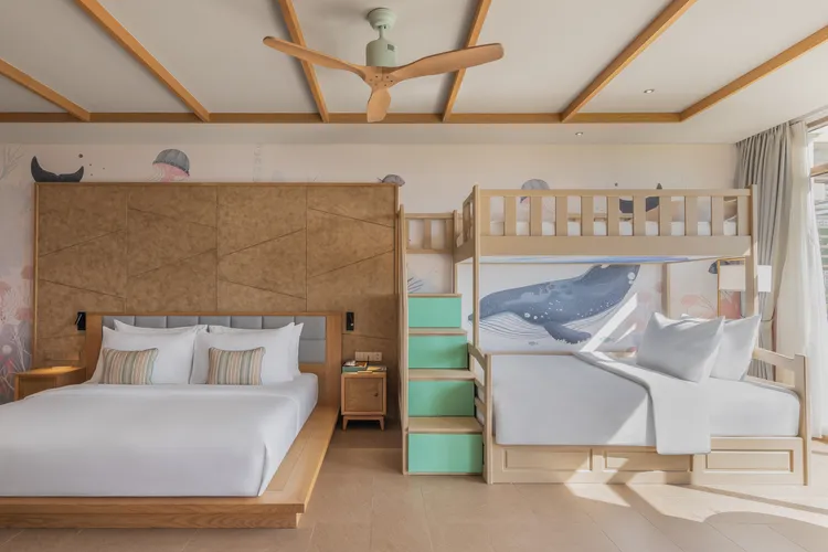 作為親子友善渡假村，亦規畫有充滿童趣且寬敞的親子房型。業者提供