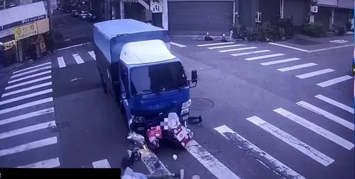 悲伤中秋节!台中7旬妇骑车前往市场摆摊 路口遭货车撞死