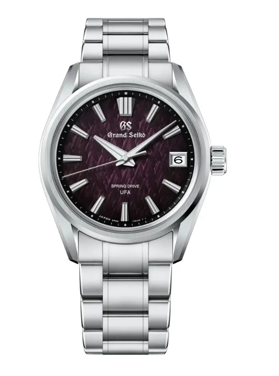 Grand Seiko Evolution 9系列SLGB005紫霜曙光錶款，30萬元。品牌提供