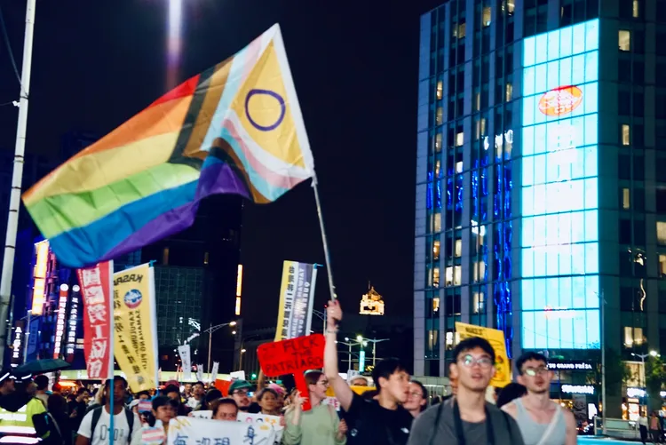 第7屆台灣跨性別遊行24日晚間在台北登場。邱筠媜攝