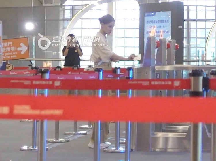 何超蓮離開台灣。特勤中心攝