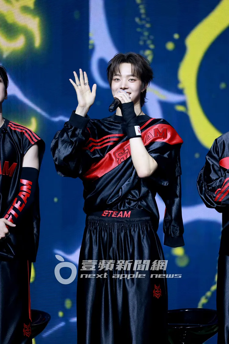 隊長EJ因渾圓大眼，有「波妞」稱號。YX LABELS提供