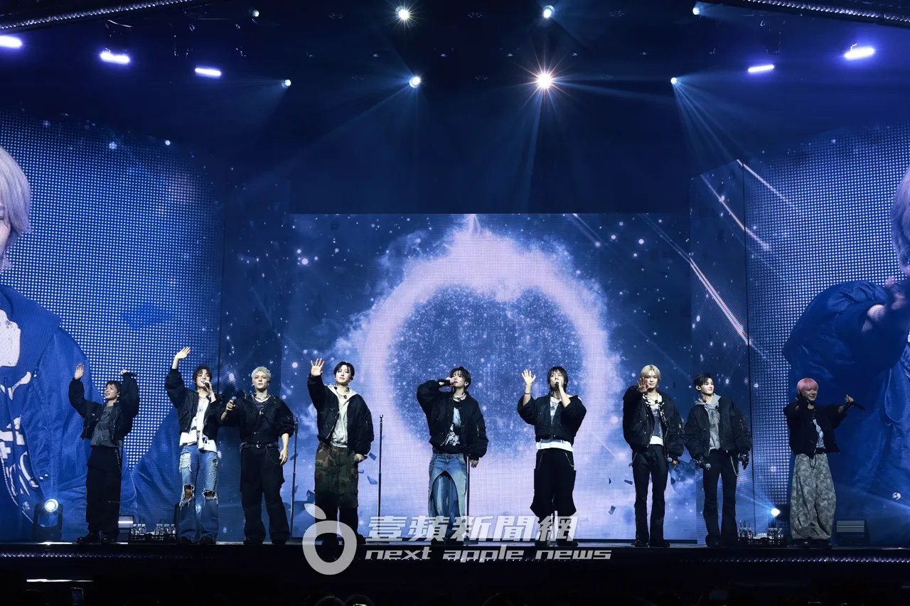 &TEAM由HARUA(左起)、队长EJ、MAKI、副队长FUMA、YUMA、TAKI、K、JO、NICHOLAS(王奕翔)组成。YX LABELS提供