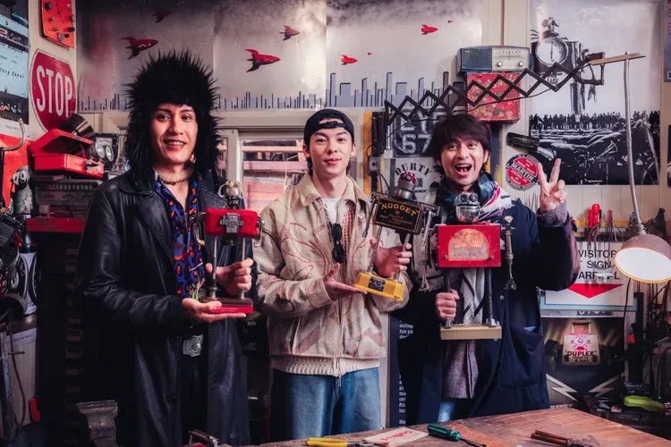 第三波爆出「閃兵」案的陳柏霖（右起）日前和剛退伍的許光漢、黃宣赴紐西蘭出外景。資料照片