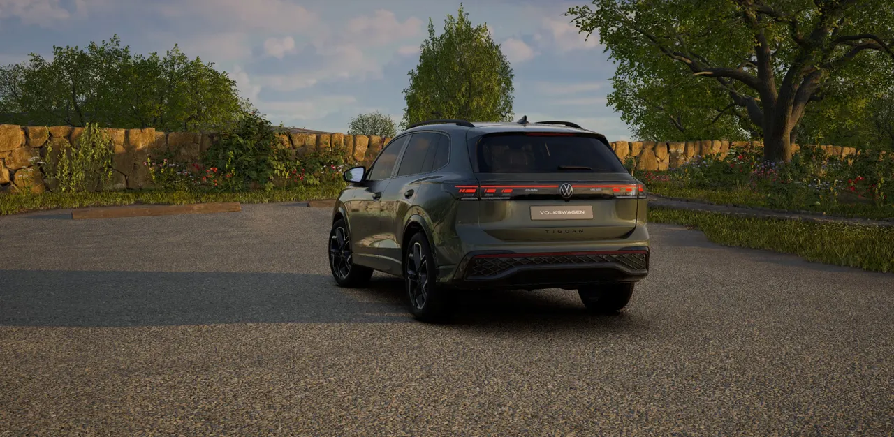 Tiguan 430 TSI R-Line Performance Black Style采用EA888 evo 4 2.0升直列四缸TSI涡轮增压引擎,最大输出达265ps。业者提供