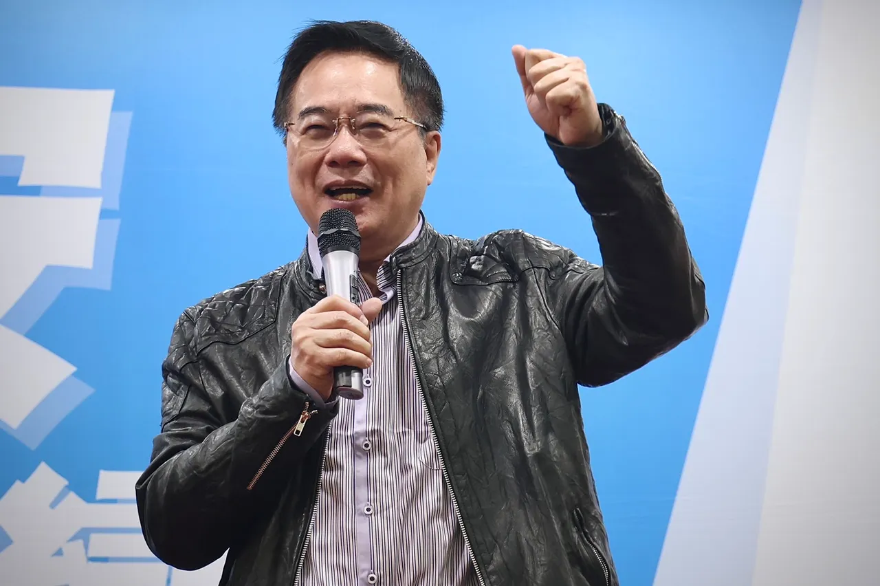 前立委蔡正元力挺郑丽文。资料照片