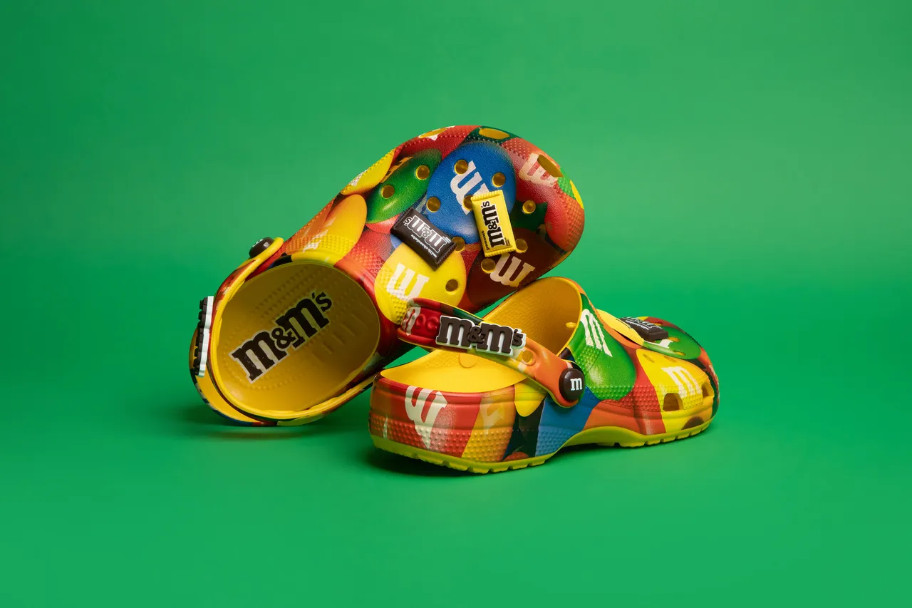Crocs M&M’S®经典克骆格,2780元。品牌提供