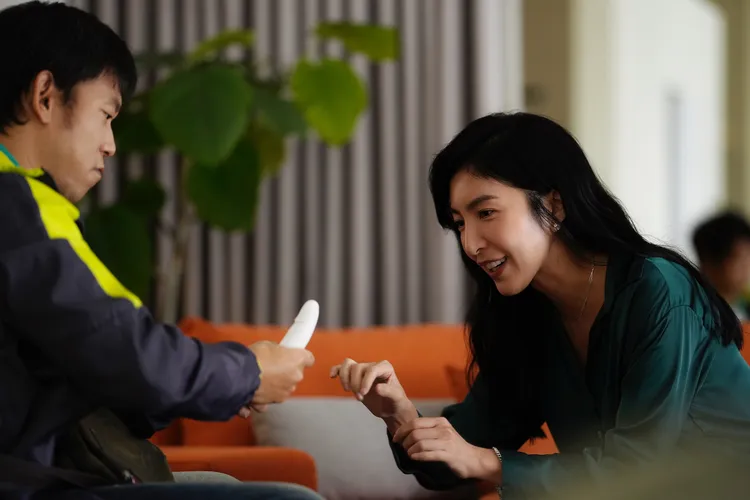 顏正國（左）和楊謹華在影集合作過。資料照、壹壹影業提供