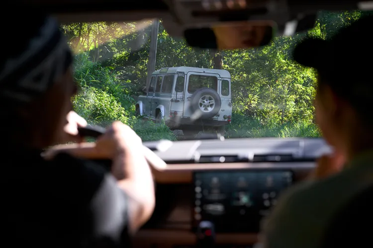 隨著不老部落邁入20年，新世代Defender將接替經典車款，延續這份跨世代的使命感。業者提供