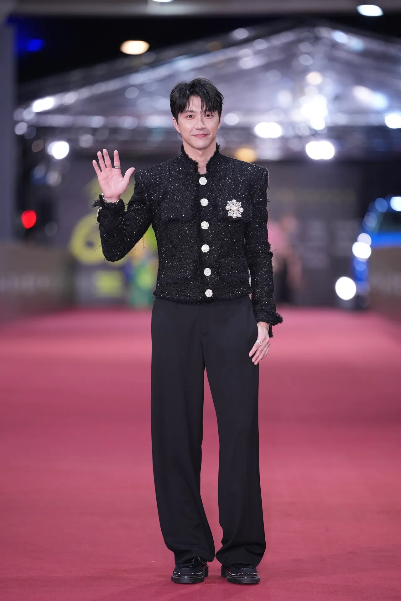江宏杰以闪亮贵族风格获封最帅。摄影中心摄