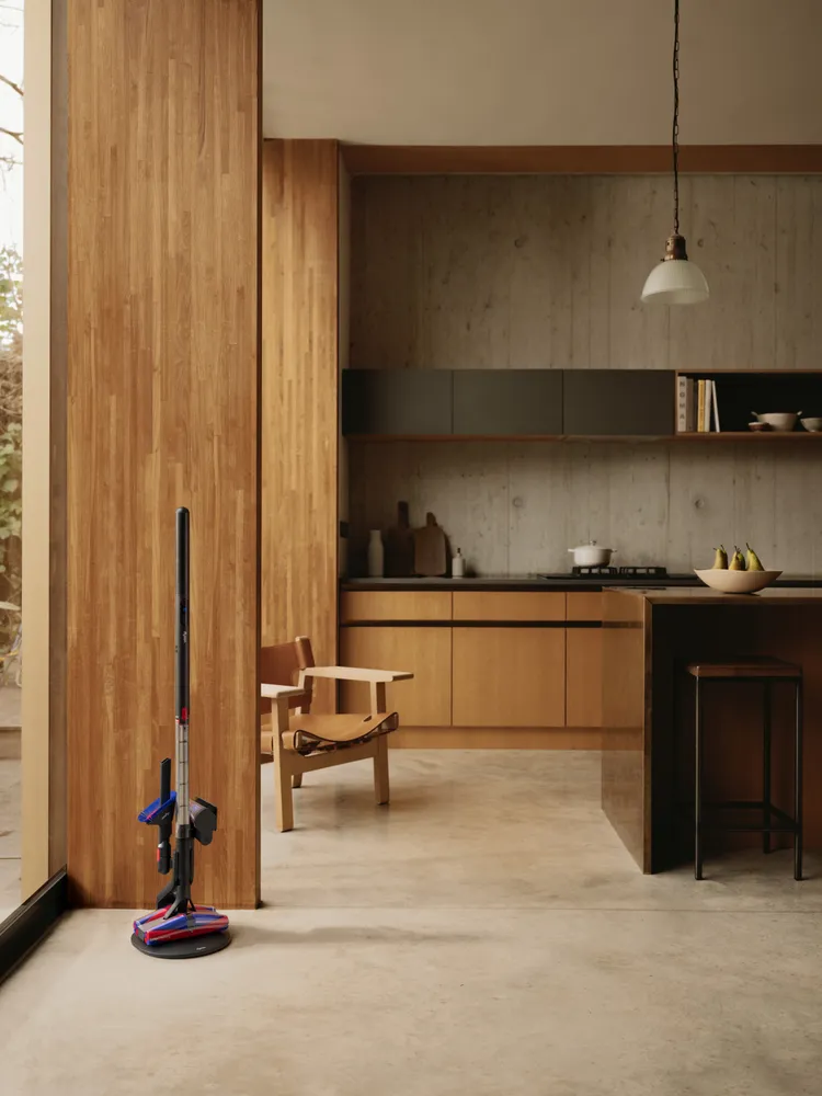 PencilVac Fluffycones鉛筆吸塵器以簡約時尚的設計風格，獨特美學完美融入現代居家空間。Dyson