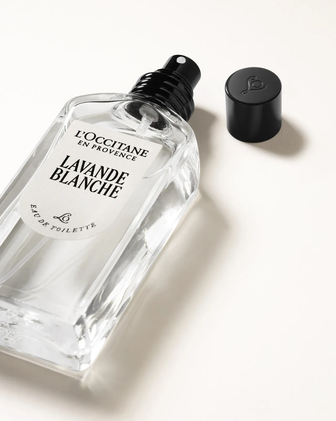 欧舒丹白薰衣草淡香水,50ml/2580元。品牌提供