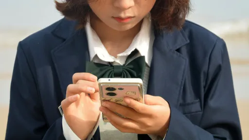 躲貓貓之王!13歲少女失蹤一周 竟就藏在阿嬤家房內玩手機