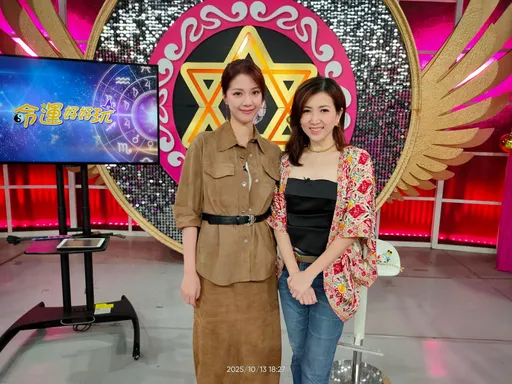 選美冠軍來報到!港姐陳曉華與廖家儀一見如故