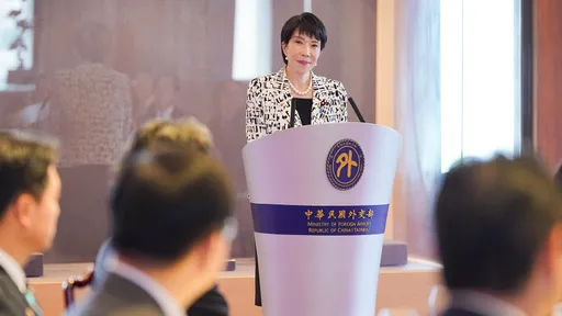 高市早苗成日本首相 第一先生:低调支持为她煮饭