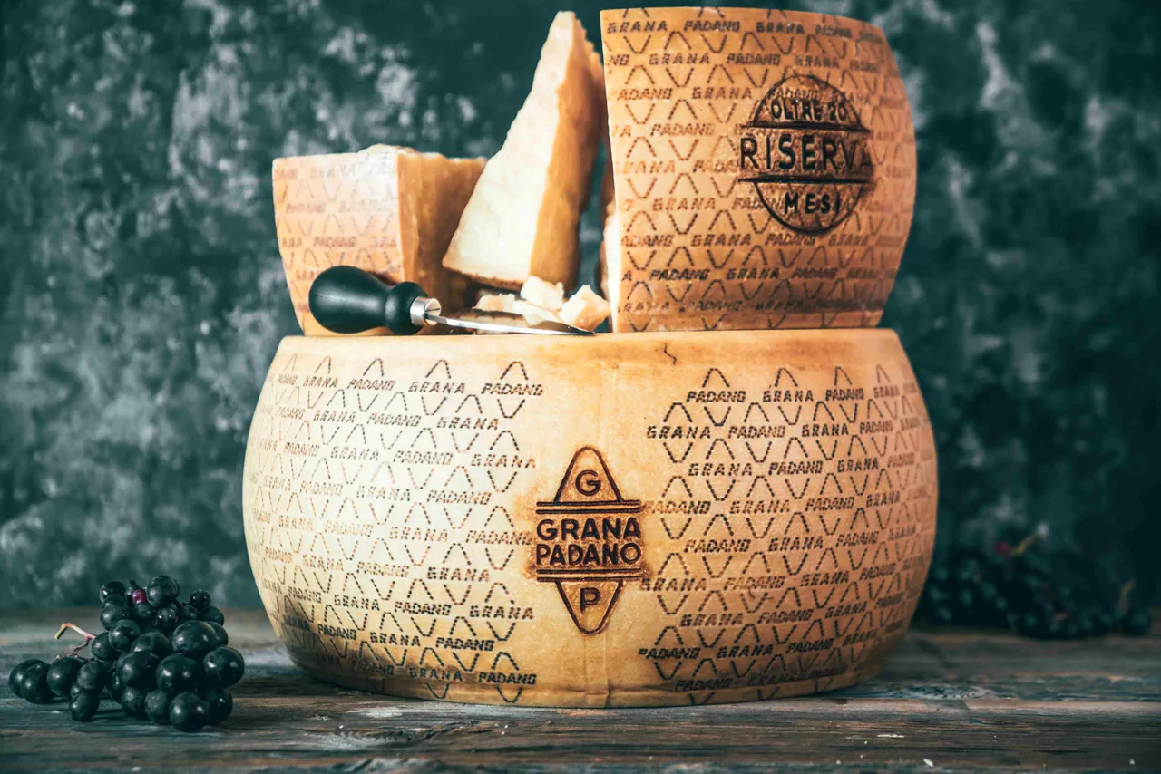 Grana Padan PDO帕达诺乳酪已成经典,并且受到欧盟 PDO (Protected Designation of Origin) 原产地命名保护的严格规范。业者提供