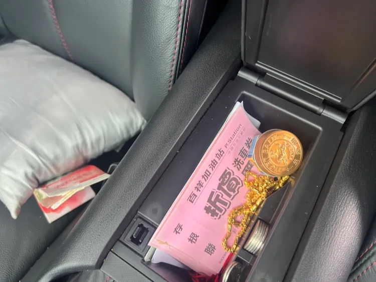 新竹警1小时内迅速逮获抢匪。翻摄画面