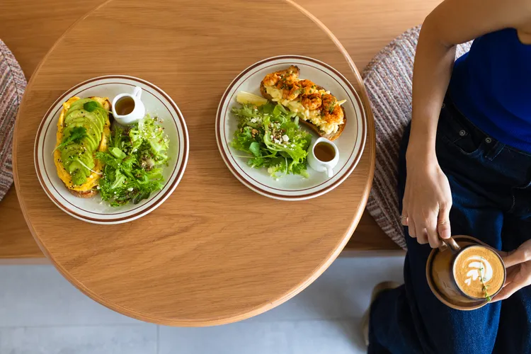 現點現做餐點提供消費者於各個時段，都能盡情享用美味新鮮的餐點。業者提供