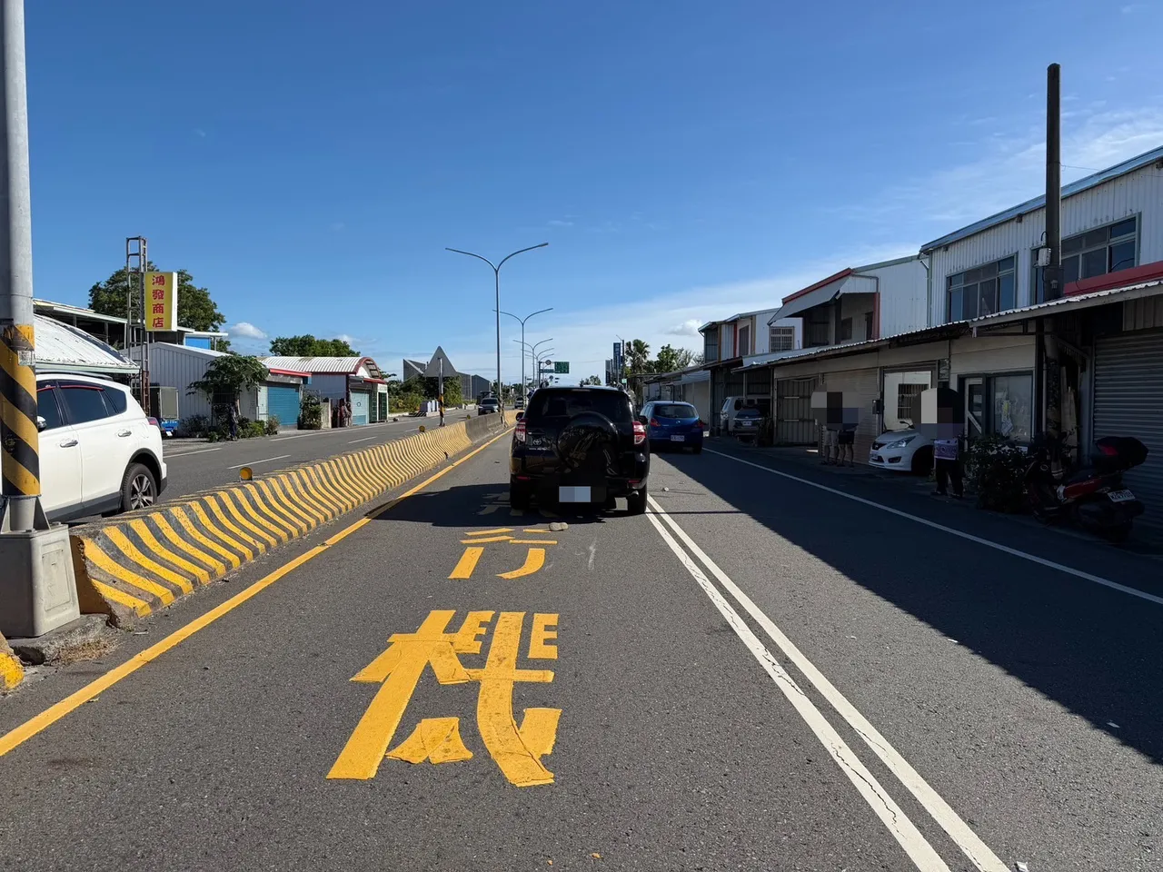 事故發生地點是知本溫泉區車水馬龍。警方提供