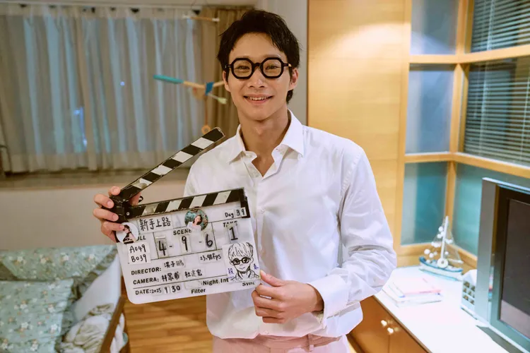 黃冠智演宅男追愛陳意涵。文策院與四方四隅提供