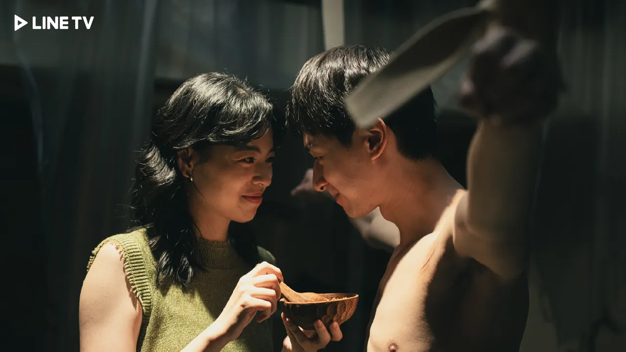 陆夏（左）剧中囚禁张轩睿，终于把挚爱绑在身边。LINE TV提供