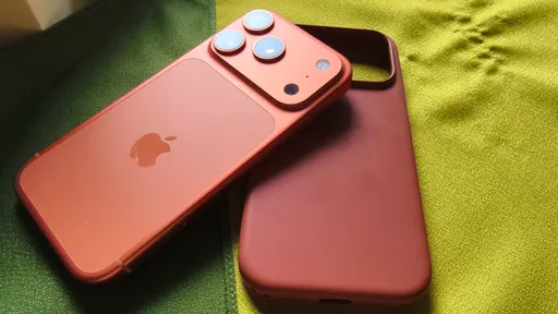 iPhone 17 Pro评测|功能派与美学派的双重诱惑