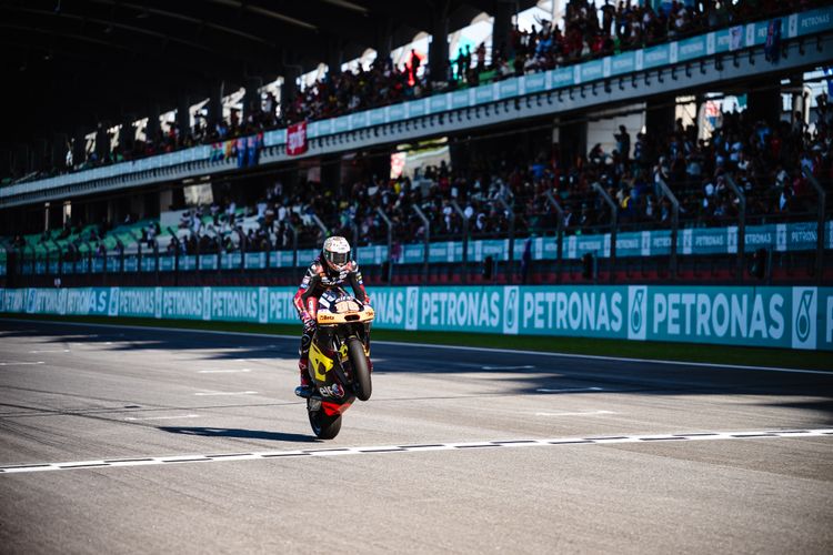 倍耐力以穩定性能助攻刷新MotoGP最速圈 Dixon勇奪Moto2馬來西亞站勝利Furusato首度封王Moto3